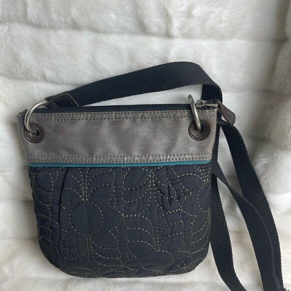 - Fossil Key-Per black quilted fabric ,gray trim and teal accents. Crossbo… - Picture 2 of 13